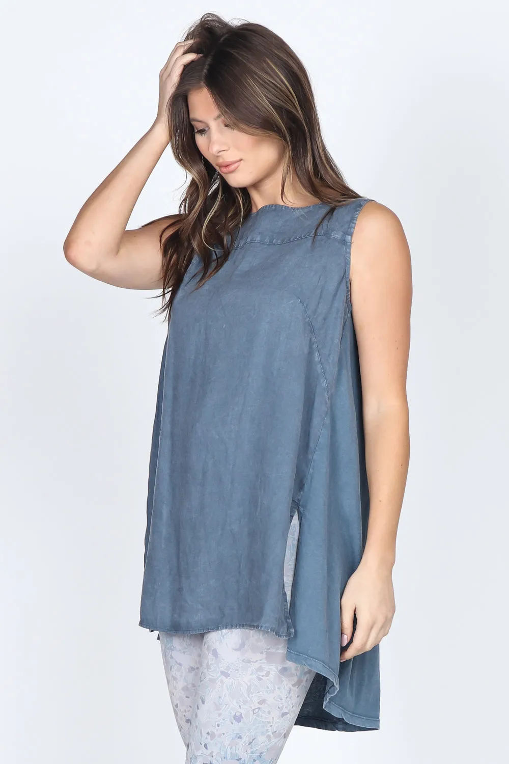 Sleeveless Boat Neck Tunic