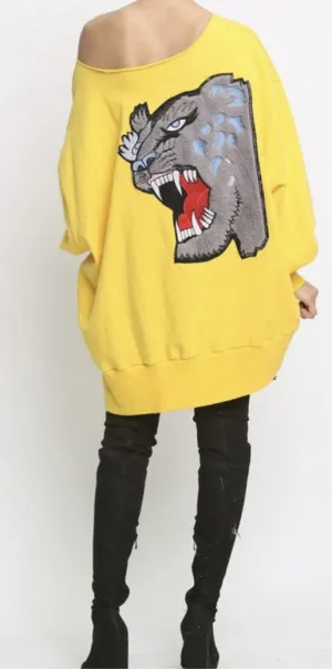 “Tygra” Oversized Sweatshirt-Yellow